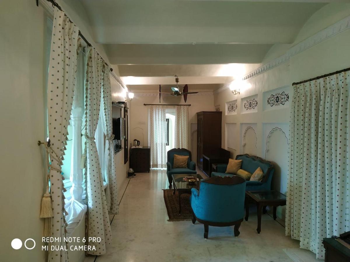 Mpt Sheesh Mahal, Orchha Hotell Eksteriør bilde