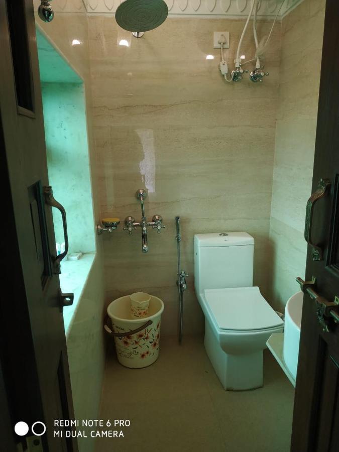 Mpt Sheesh Mahal, Orchha Hotell Eksteriør bilde